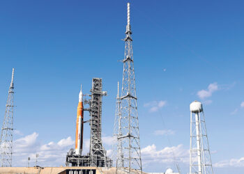 К Луне стартовала  миссия НАСА «Артемида-1»