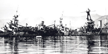 Как французский флот сам себя затопить успел