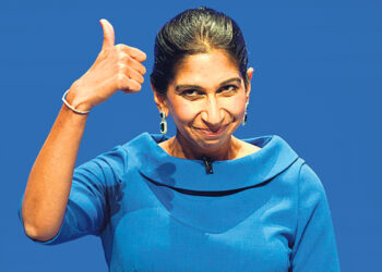 Министра внутренних дел вернули на пост