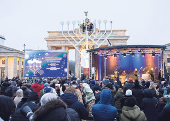 Евреи Германии празднуют Хануку