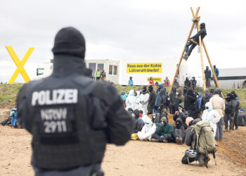 Полиция освободит деревню Люцерат от экоактивистов