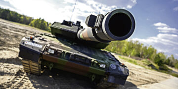 «Леопарды» едва  не загрызли «Светофор»