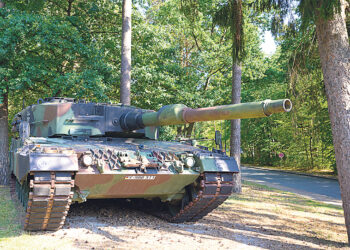 Тяжёлые танки для Киева: давление на канцлера  ФРГ растёт