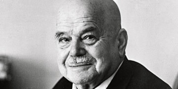 Как сделан Виктор Шкловский. К 130-летию писателя