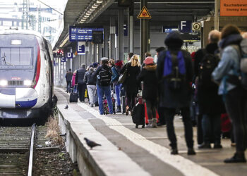 Молодёжи Германии и Франции предложат бесплатные билеты на поезда