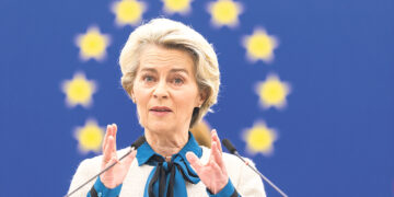 Брюссель планирует поддерживать экономику