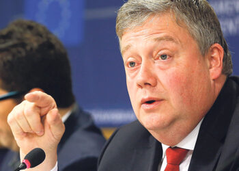 Два депутата Европарламента задержаны в рамках Катаргейта