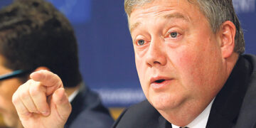 Два депутата Европарламента задержаны в рамках Катаргейта