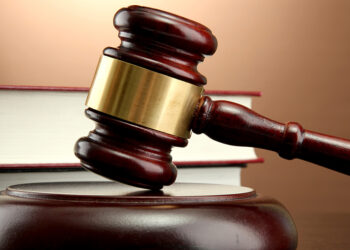 Тишина в зале!