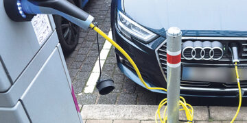 Количество электромобилей  в ЕС быстро увеличивается