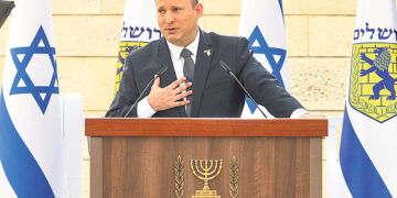 Как премьер Израиля Беннет потешить Путина в Москву летал