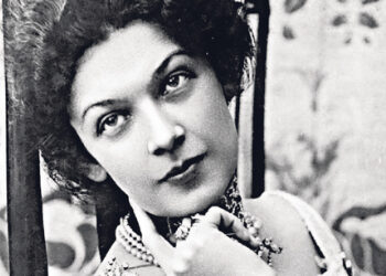 «В России есть три  знаменитости: Поддубный, Горький и Вяльцева…»