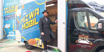 В Германии появилась  «синагога на колёсах»