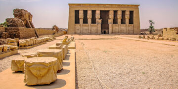 В Египте обнаружен улыбающийся сфинкс римской эпохи