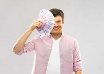 Социологи разъяснили, в деньгах ли счастье