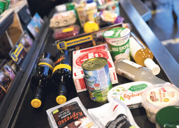 Почему инфляция снижается, а цены растут