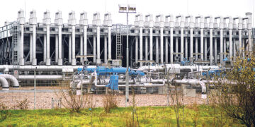 ЕС переживает небывалый переизбыток газа