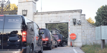 Идеолога диктатуры вынесли из мемориала