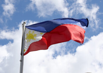 Цвета мира и войны