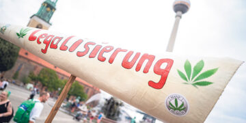 Германия готова легализовать марихуану,  но лишь частично