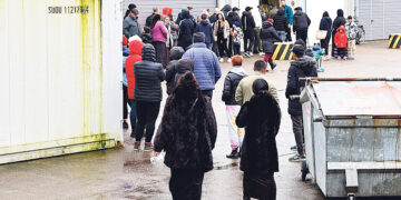 Города и коммуны требуют изменить подход к приёму беженцев