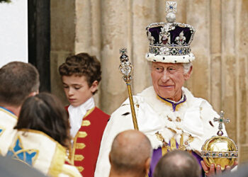 На что живёт королевская «фирма»