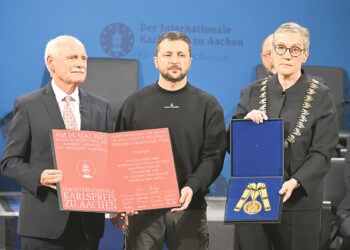 Зеленский получил в Ахене премию Карла Великого