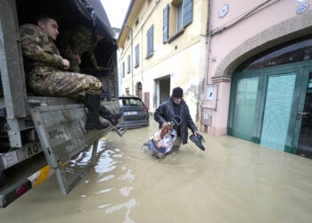 В Италии произошло сильнейшее за сто лет наводнение