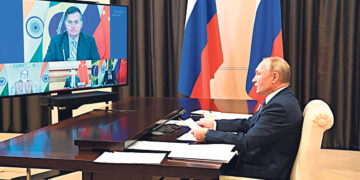 ЮАР попросила Путина не приезжать на саммит БРИКС из-за ордера на арест