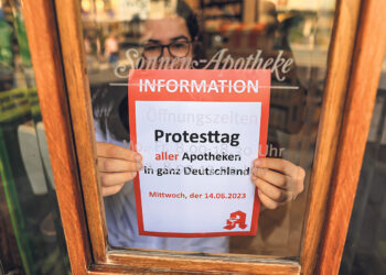 Почему бастовали аптеки?