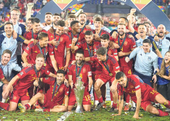 Испанцы реабилитировались за Катар