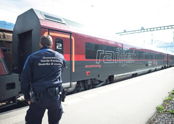 Два поезда чуть  не столкнулись в Баварии