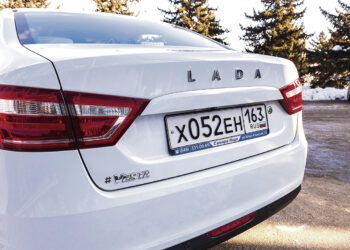 Могут ли арестовать машину с номерами из РФ? Да