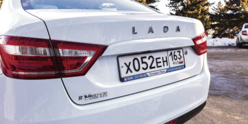 Могут ли арестовать машину с номерами из РФ? Да