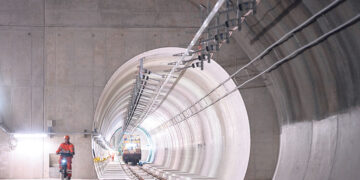 В Швейцарии из-за крушения надолго закрыли железнодорожный тоннель