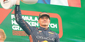 Ферстаппену дождь  не помеха