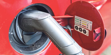 В ЕC расширят сеть зарядных станций для электромобилей