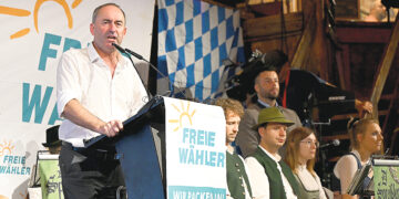 Антисемитский скандал  укрепил популярность  «Свободных избирателей»