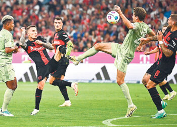 На вершине становится тесно