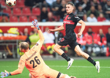 «Фармацевты» продолжают забивать