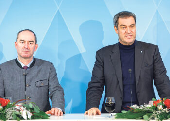 В Баварии и Гессене  правящие партии удержали власть