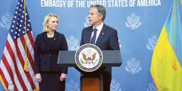 США и ЕС готовы помочь Украине провести неотложные реформы