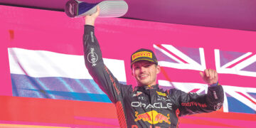 Трёхкратный