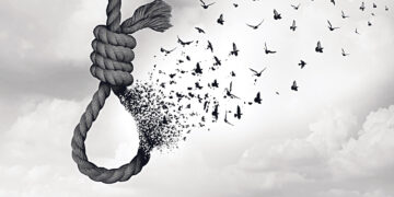 Самоубийства уносят  более 700 000 жизней ежегодно