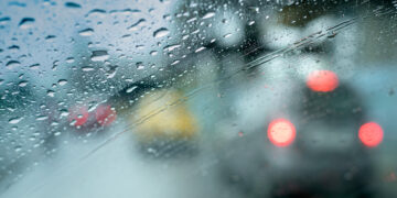 Даже стёкла умеют потеть