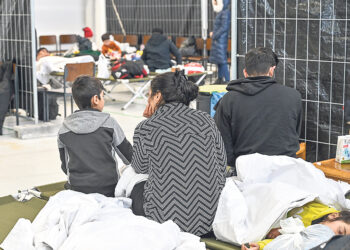 Беженцы обходятся Германии, как Бундесвер