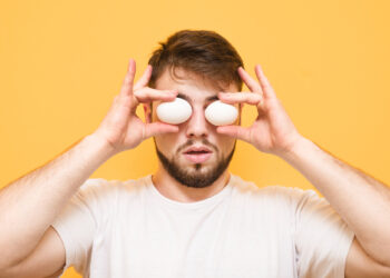 Россиянам зафиксировали яйца