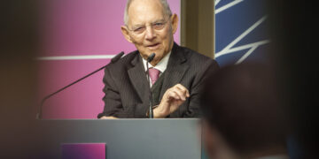 Ушел легендарный немецкий политик Вольфганг Шойбле