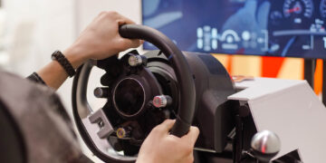 Немецкий стартап  вынужден был запустить первую в мире услугу «телеводителей» не в Германии, а в США