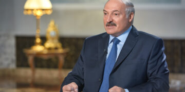 Лукашенко пригрозил Польше подаренными Путиным ядерными ракетами